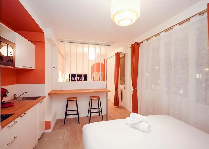 Romantique Avec 아파트 *